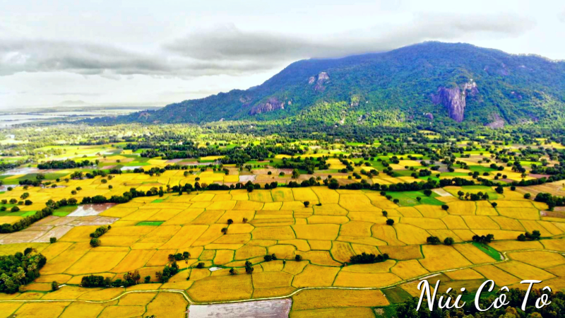 địa điểm check in ở An Giang-núi Cô Tô